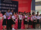 Cùng nghe những ca khúc vượt thời gian viết về thầy cô giáo