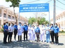 Hoa hậu Tiểu Vy trao hiện vật 400 triệu phòng dịch COVID-19
