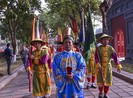 Huế dựng cây nêu đón Tết bằng nghi thức Cung Đình