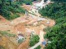 Lực lượng tìm kiếm tạm rút khỏi Rào Trăng 3 vì bão số 8