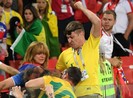 Fan Brazil hỗn chiến với Serbia trên khán đài Spaktar