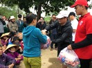 511 phần quà đã đến tận tay người dân thị xã Ba Đồn