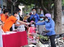 Nam sinh góp 2.500 khẩu trang cùng nhà trường chống COVID-19