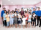 Tiểu Vy cùng các em nhỏ nhảy vũ điệu rửa tay phòng, chống bệnh
