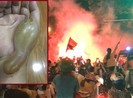 Cổ động viên bóng đá đốt pháo: Vui thôi, đừng vui quá!