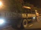 Sau tai nạn chết người, dân chụp ảnh một xe tải gửi công an
