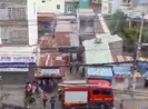 Tai nạn hi hữu, xe máy đổ vào bếp ga mini phát hỏa