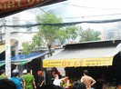 Cụ bà 60 tuổi chạy ra khỏi căn nhà cháy