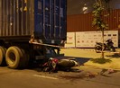 Liên tiếp tai nạn trên đường Phạm Văn Đồng, 3 người bị thương