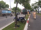 Xe chở rác cán chết người trên đường Võ Văn Kiệt