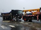 Thương tâm: Bà tử vong, cháu bò ra từ gầm xe ben ở Bình Chánh