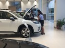 Các hãng ô tô đang tồn kho lớn, giá sẽ giảm sốc?