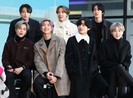 BTS phấn khích khi nhận quà khủng từ fan Việt