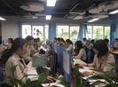 40% thanh niên kiếm được việc nhờ thông tin từ bạn, người thân