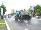Bộ đội phun thuốc khử trùng toàn quận Sơn Trà