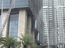 Video: Cảnh sát đu dây cứu người tại tòa nhà Landmark 81