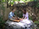 Quán trà tùy tâm và những lớp học mang đến nụ cười