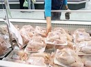 Phao câu, chân… gà ngoại siêu rẻ 'tấn công' gà Việt Nam