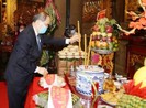Lãnh đạo TP.HCM dâng hương giỗ tổ Hùng Vương