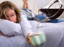 Làm gì để cứu cơ thể khi 'say' cà phê?