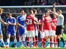 FA ra phán quyết vụ trọng tài rút thẻ đỏ oan với Gibbs