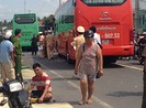 2 xe khách vượt ẩu trên cầu tông chết 4 người, 2 người trọng thương