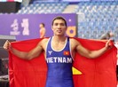 Vật giành hat-trick HCV, đoàn Việt Nam vượt mặt Thái Lan