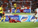 FIFA phạt nặng Indonesia, HLV Malaysia bị cảnh cáo vì thua VN