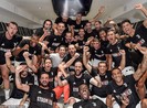 Juventus đăng quang lần thứ 9 liên tiếp, Serie A hạ màn