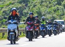 Làm gì để giữ an toàn khi đổ đèo bằng xe máy tay ga?