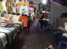 Nhiều ngành hàng kiếm bộn tiền giữa dịch COVID-19