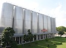 Sabeco tặng gạo, nước rửa tay... cho các địa phương chống dịch