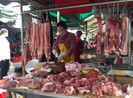 Thịt heo nội giá cao chót vót, thịt heo Mỹ giá rẻ nhưng ế ẩm