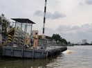 Sà lan gần 2.000 tấn mất lái, tông chìm canô