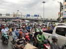 Đề xuất bật đèn xe máy cả ban ngày: Vẫn chưa thuyết phục