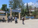 Sẽ cho nam sinh lớp 8 bóp cổ cô giáo đi học lại