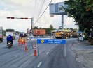 Đang khắc phục hư hỏng trên tuyến tránh BOT Cai Lậy
