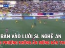 Công Phượng không ăn mừng khi ghi bàn vào lưới SL Nghệ An