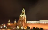 01. Tháp đồng hồ Kremlin, cứ mỗi dịp năm mới sau khi nghe hồi chuông điểm 12h của chiếc đồng hồ này toàn thể nhân dân Nga sẽ nghe lời chúc năm mới của Tổng thống LB Nga và ngay sau đó là màn bắn pháo hoa hoành tráng chào mừng năm mới.