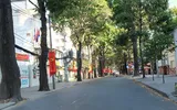 Mùng 4 Tết: đường phố Sài Gòn vẫn vắng tanh ảnh 5 Mùng 4 Tết: đường phố Sài Gòn vẫn vắng tanh ảnh 5
