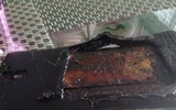 Smartphone bị cháy khi đang sạc pin qua đêm ảnh 2