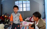 Những đứa trẻ trong động đất ở Vân Nam ảnh 12