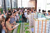 Dùng tiền mặt mua nhà đất từ 300 triệu trở lên bị kiểm soát Dùng tiền mặt mua nhà đất từ 300 triệu trở lên bị kiểm soát
