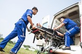 Người dân TP.HCM gọi cấp cứu ngoài bệnh viện 115 tăng cao Người dân TP.HCM gọi cấp cứu ngoài bệnh viện 115 tăng cao