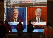 Cuộc đua Trump-Biden xuất hiện nhiều bất ngờ phút cuối