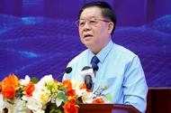 Trưởng ban Tuyên giáo Trung ương Nguyễn Trọng Nghĩa phát biểu tại hội nghị.