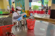 Trường học tại TP.HCM đề xuất nâng mức thu tiền ăn bán trú