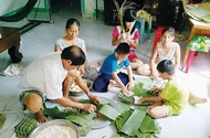 Chuyện con gà và cái tết đầu tiên xa bố