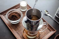 Cà phê mấy nhịp đòng đưa