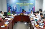 'Lập biên bản quả tang tiểu bậy thì... tạm giữ cái gì?'
